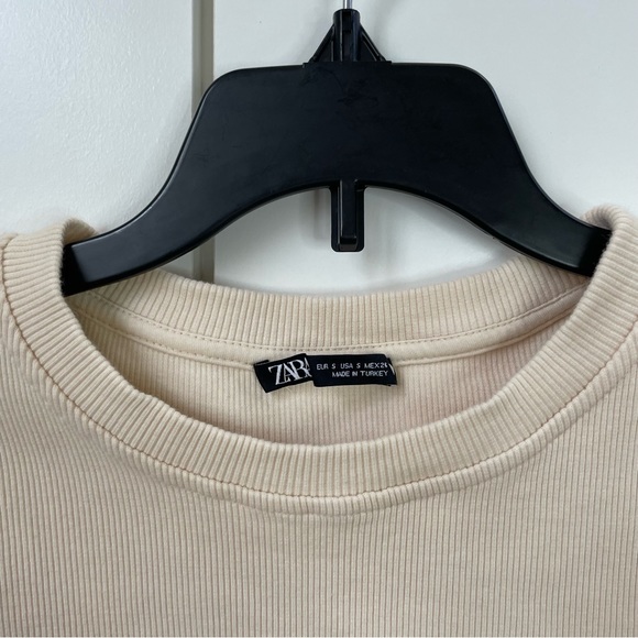 Zara Ruffled Sleeve Top - Picture 7 of 9